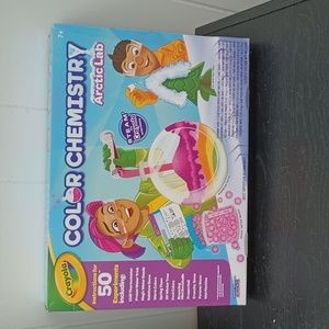 NIB CRAYOLA COLOR CHEMISTRY ARCTIC LAB